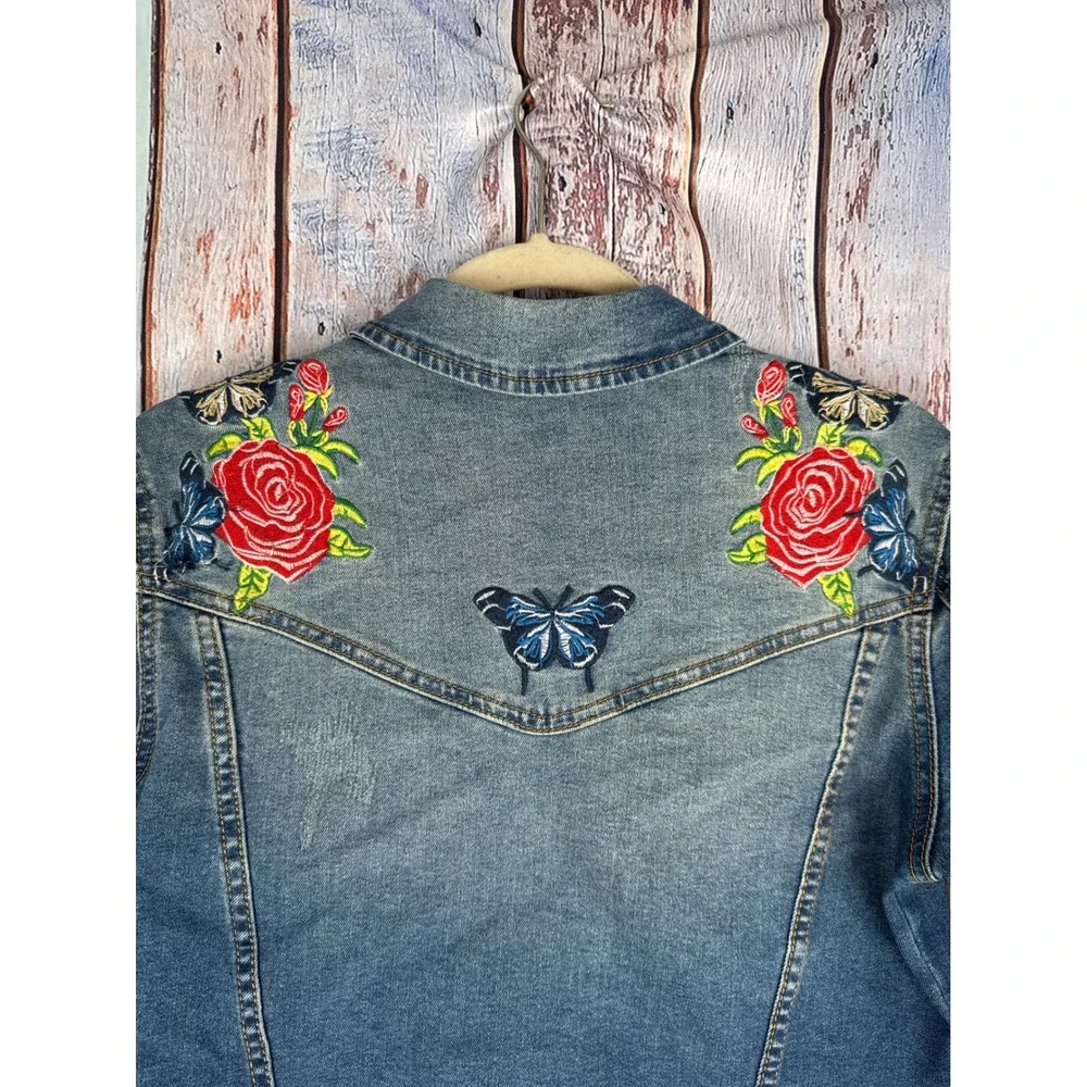 Baccini Women's Denim Jacket Embroidered Birds Humming Roses Butterflies Small - Picture 5 of 9
